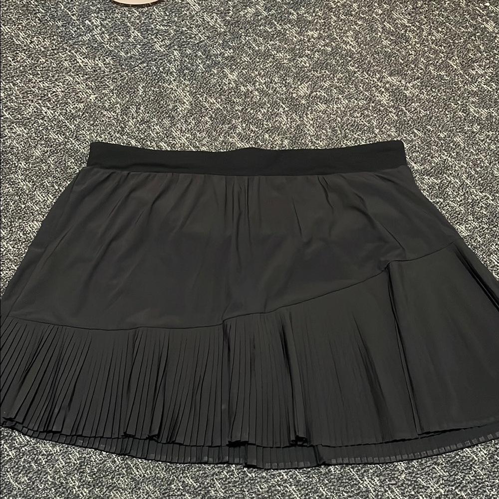 Spanx Elegant Black Pleated Skirt
